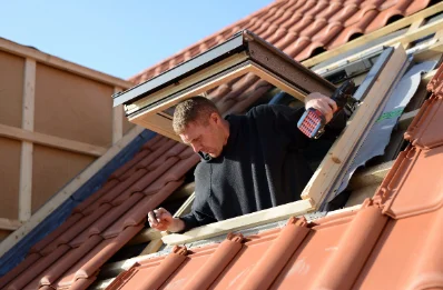 Pose de fenêtres de toit Velux à Saint-Fromond